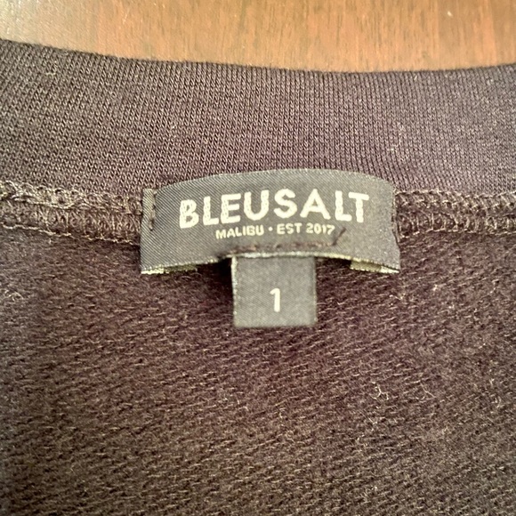 Bleusalt Oversized Top - Picture 5 of 10